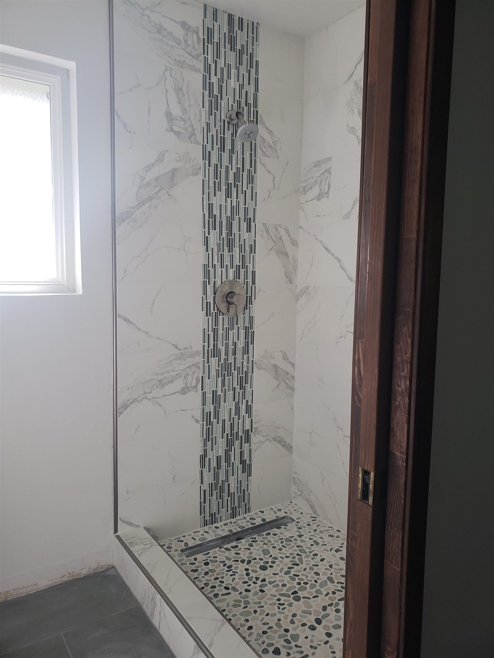 Marble tile shower detail